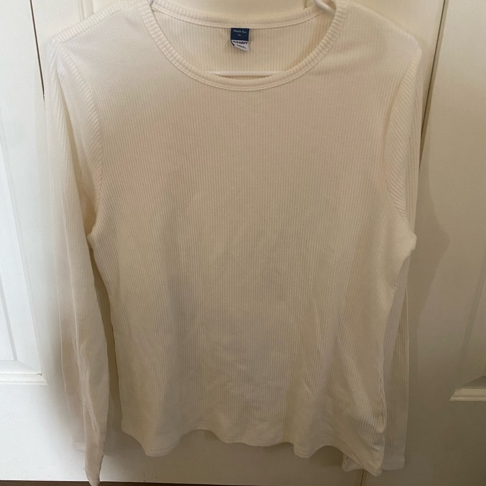 Old Navy Cream Long Sleeve Ribbed Top